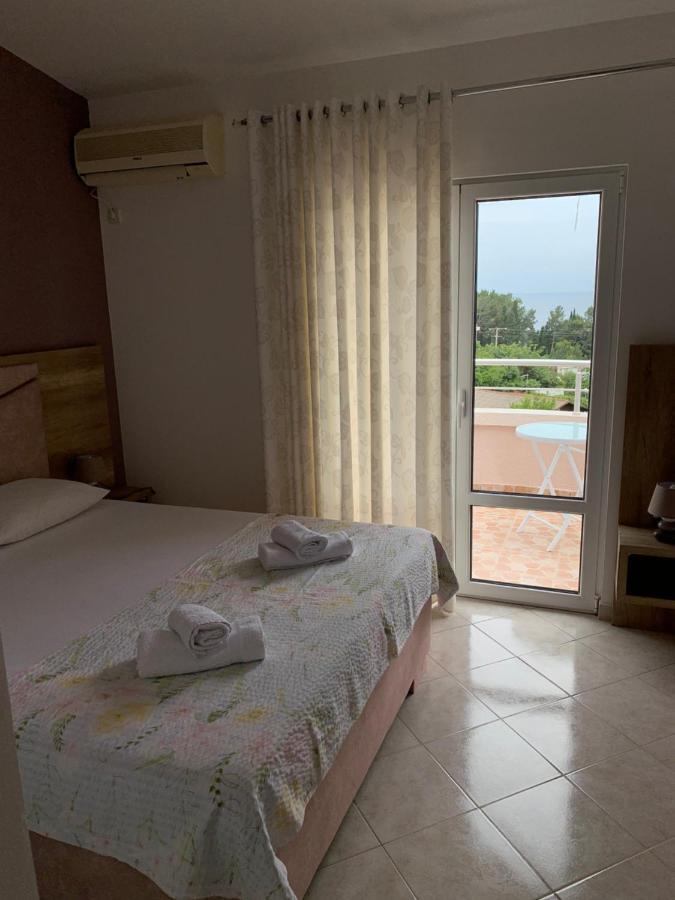 Apartments Adrian Ulcinj Exterior photo